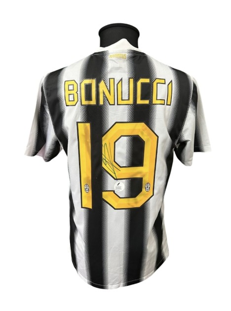 Bonucci's Juventus Signed Match-Issued Shirt, 2011/12