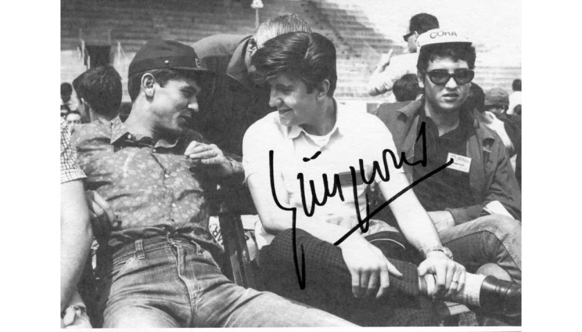 Gianni Morandi Signed Photograph
