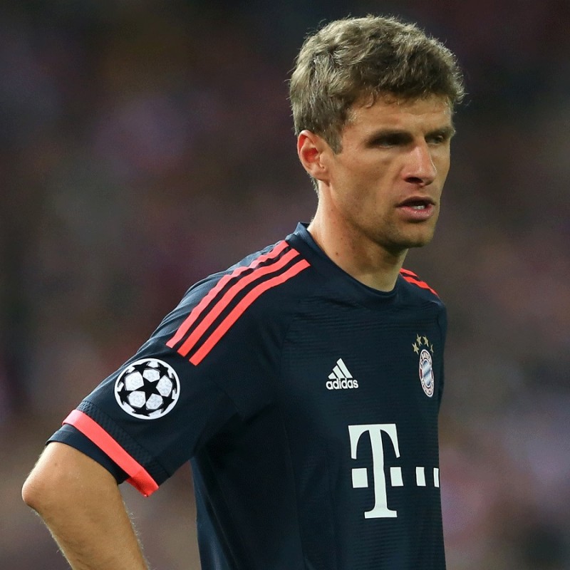 Muller's Bayern Munich Shirt, Issued/Worn CL 2015/16