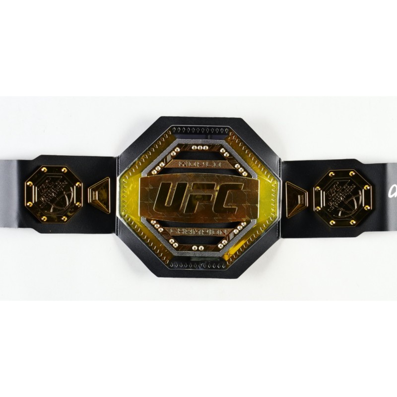Cintura del campionato UFC replica firmata da Stipe Miocic