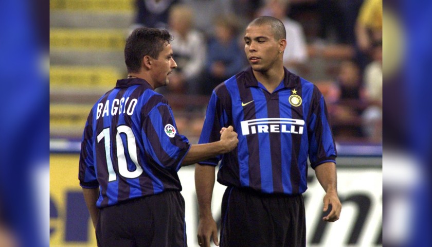 Ronaldo's Official Inter Signed Shirt, 1998/99
