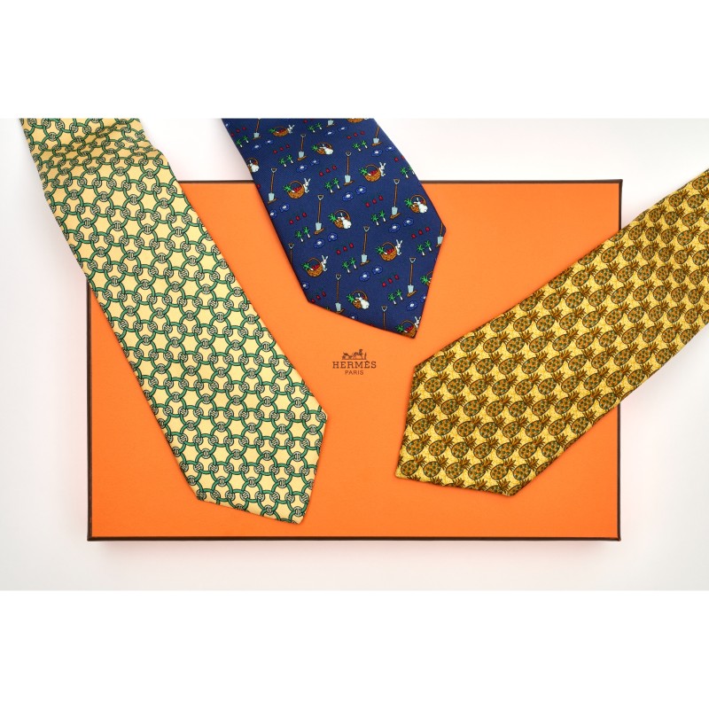 Box of three Hermes Vintage ties