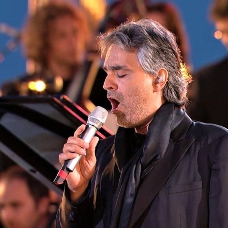 Biglietti per il concerto di Andrea Bocelli e ospitalità per due persone a Manchester