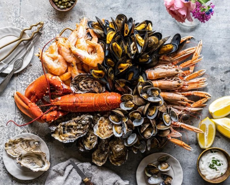 Deluxe Fruits De Mer Shellfish Platter Box From Wright Brothers