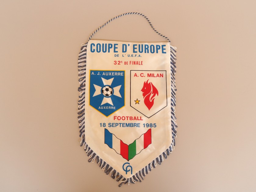 Gagliardetto gara Auxerre vs Milan, Coppa UEFA 1985