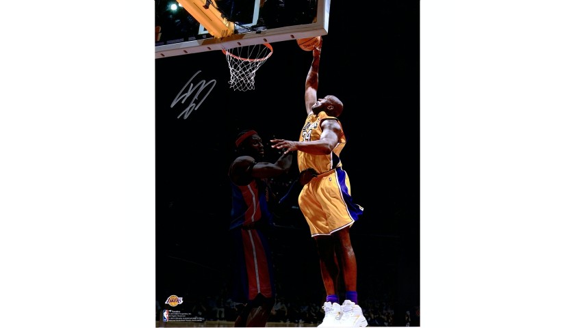 Shaquille O’Neal Signed Photograph