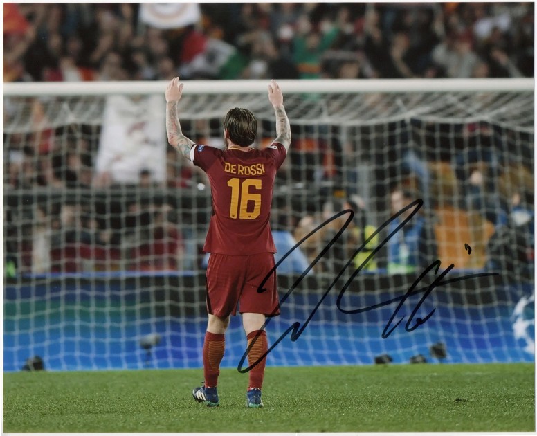 Photograph Signed by Daniele De Rossi