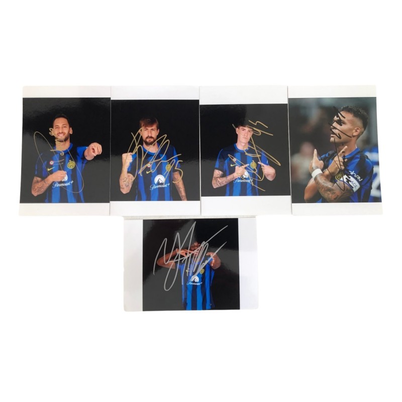 Set di 5 Fotografie autografate dai giocatori dell'Inter