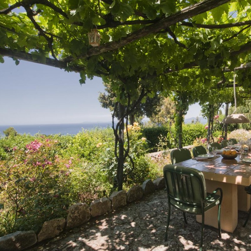 Stay at the Beautiful Villa Lividonia in Tuscany