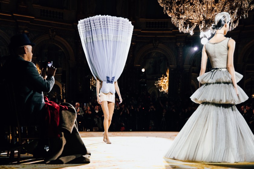 Attend the Viktor & Rolf show at Paris Haute Couture S/S 2025