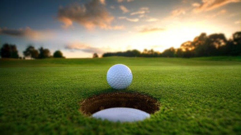 2 Green Fee per 18 buche presso il Golf Club La Serra