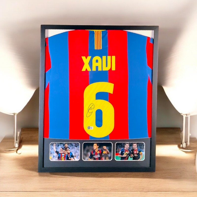 Maglia Barcellona di Xavi in cornice deluxe di alta qualità - Autografata