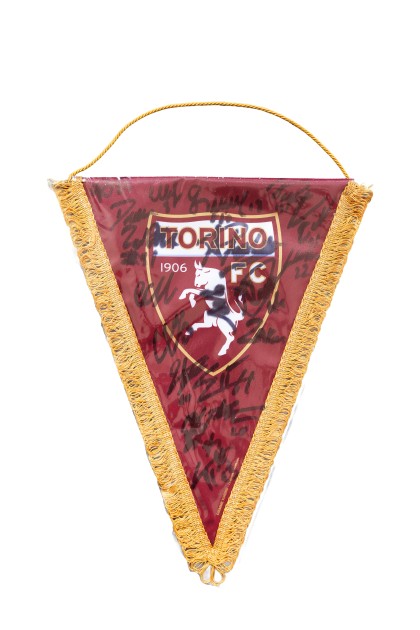 Official Torino pennant - Signed by the Team