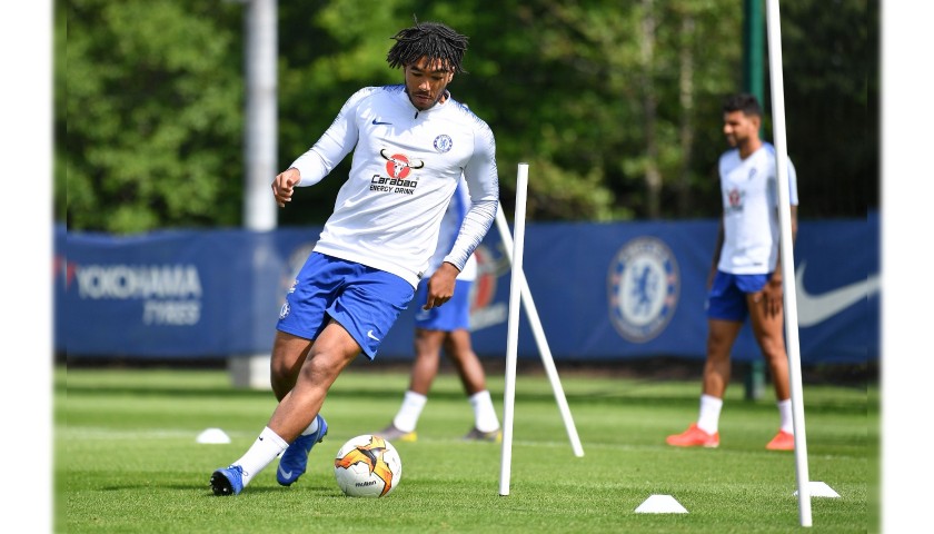 Chelsea FC Training Sweatshirt, 2018/19 Season