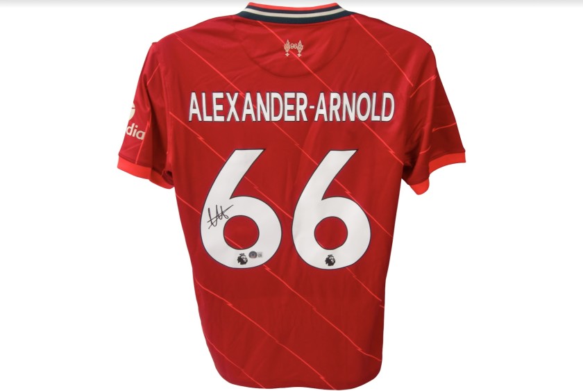 La maglia replica firmata da Trent Alexander-Arnold del Liverpool FC