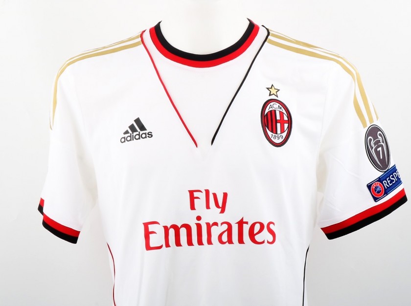 Milan fanshop shirt, Balotelli, Serie A 2013/2014 - signed - CharityStars