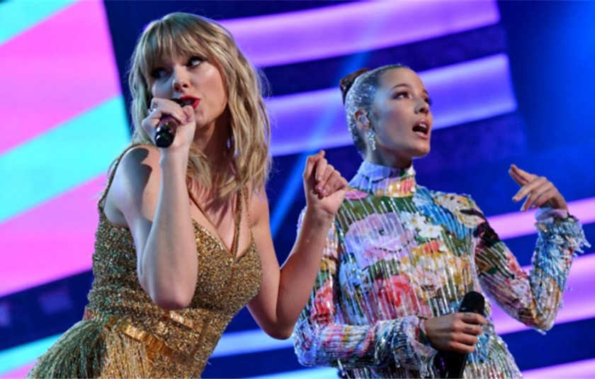 Attend the 2023 American Music Awards with Hotel Stay for Two