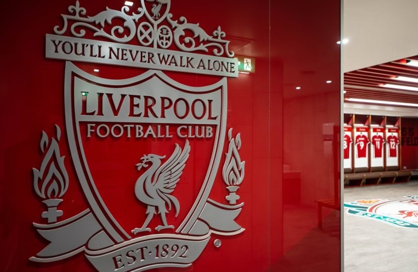 The Anfield Experience: Premium Tour, Food, Drinks and Legend Meet and Greet for Two