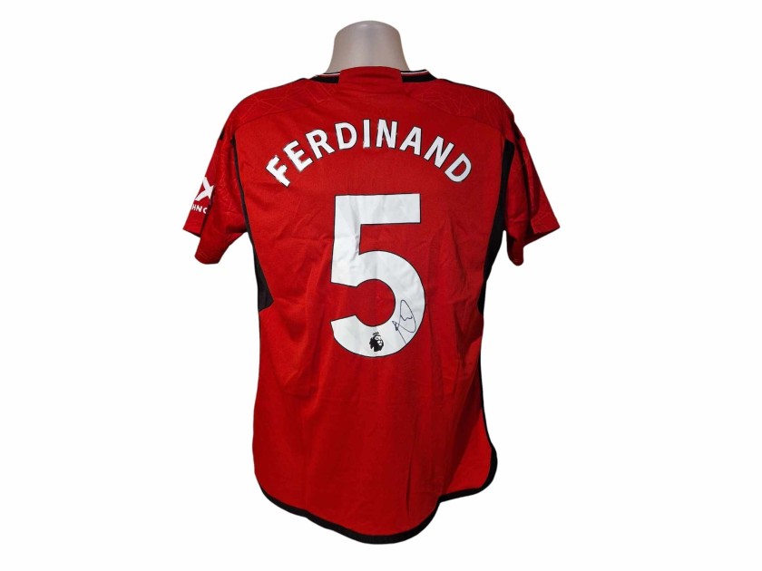 Replica della maglia firmata da Rio Ferdinand del Manchester United 2023/24