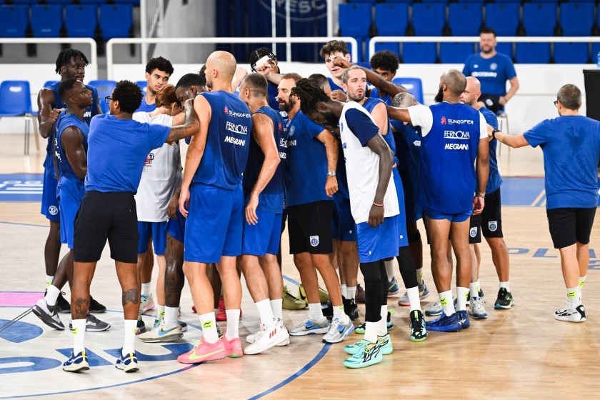 Attend Germani Brescia vs Trapani Shark Play-Off + Walkabout