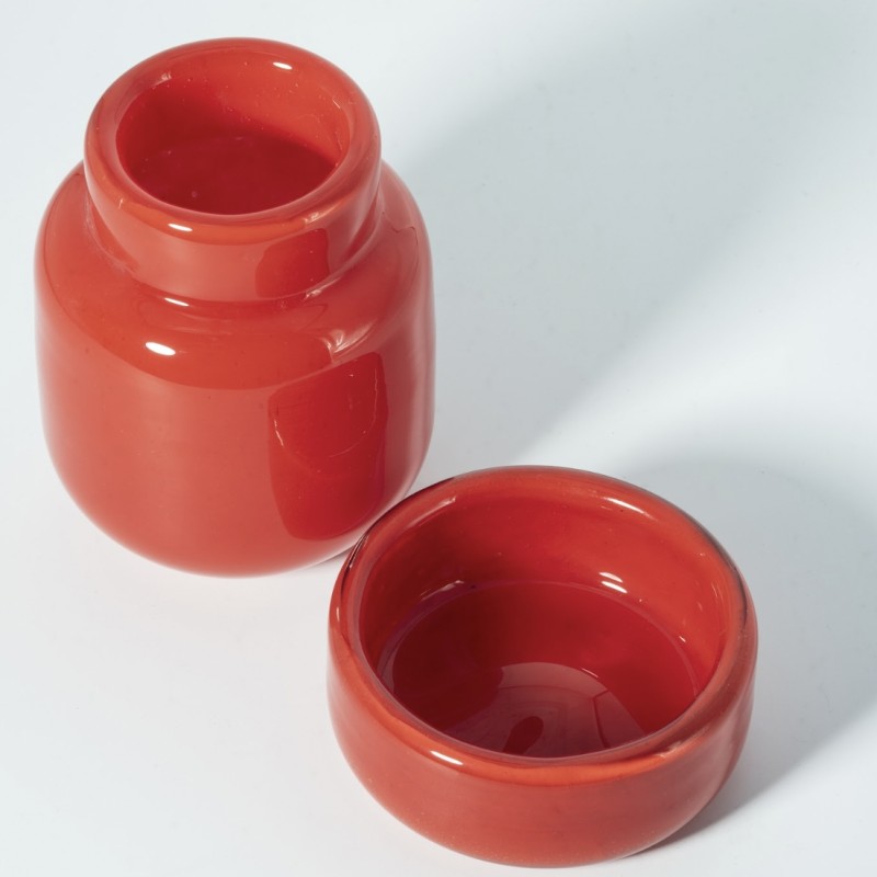 "The ambiguity of the open bottle" by Mathias Hahn - Red Jar