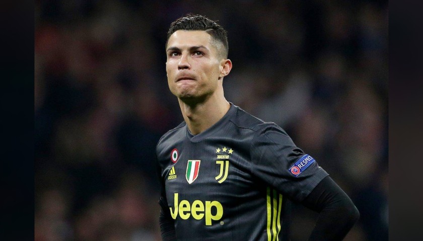 Maglia Ufficiale Ronaldo Juventus, 2018/19 - Autografata - CharityStars