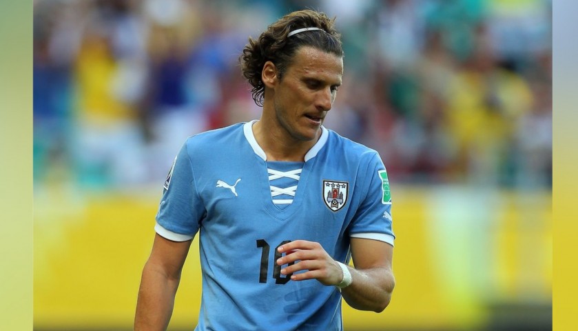 Forlan's Official Uruguay Signed Shirt, 2013