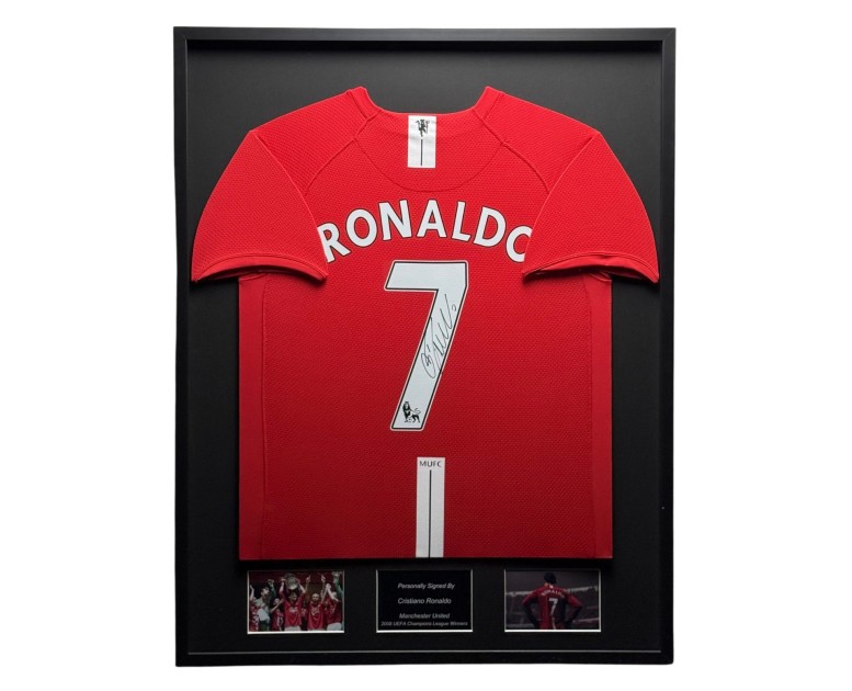 Camicia del Manchester United 2008 di Cristiano Ronaldo firmata e incorniciata