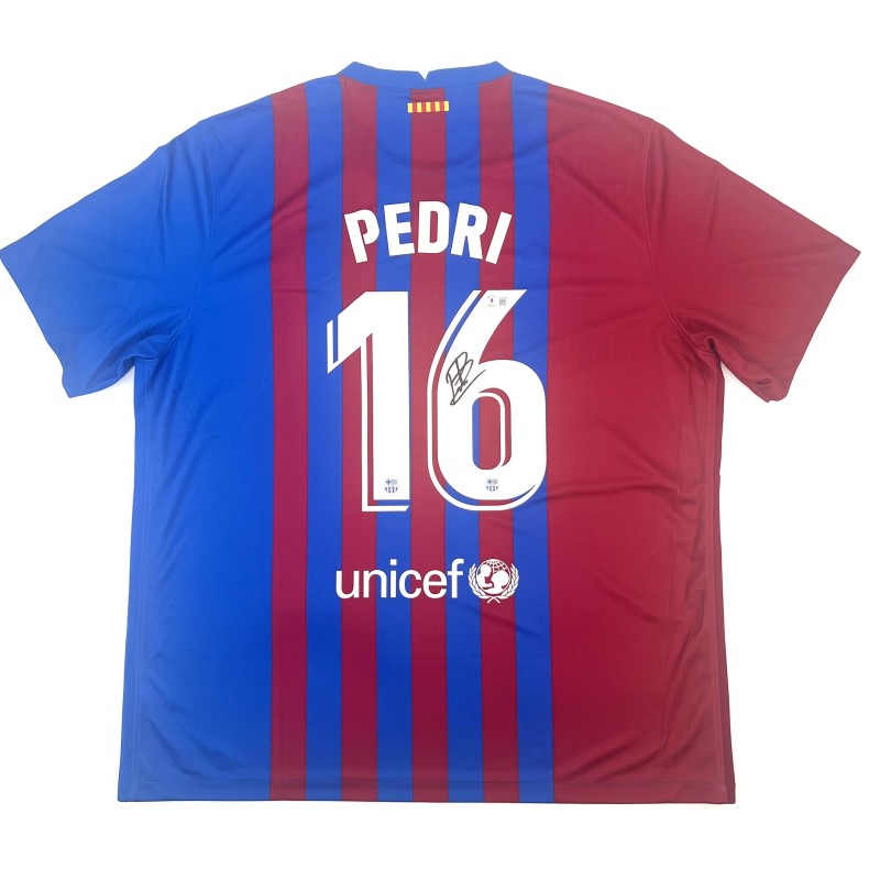 La maglia del Barcellona firmata da Pedri