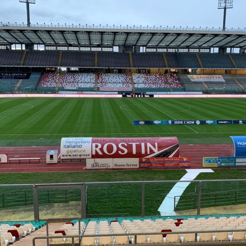 Attend Padova vs Pescara at Vecchie Glorie Stand + Hospitality VIP