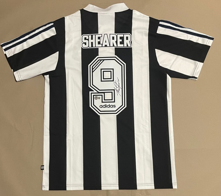 Replica maglia firmata di Alan Shearer del Newcastle United 1996/97