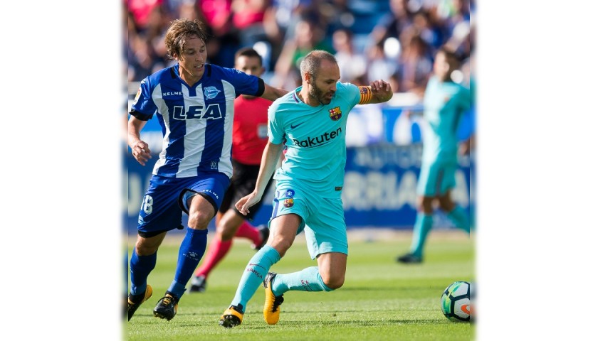 Iniesta's Barcelona Match Issued Shirt, 2017/18