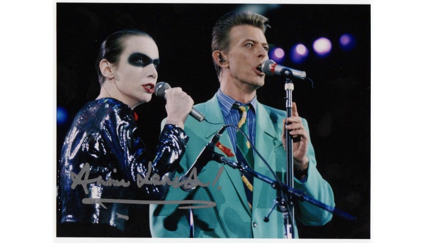 Photograph Signed by Annie Lennox 