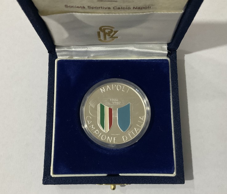 Scusate il ritardo. Napoli 1986-1987