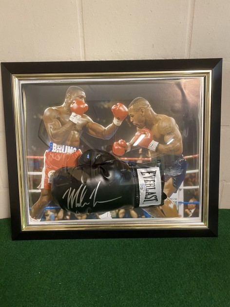 RARE Mike Tyson Signed Everlast Boxing Speed Bag w Photo Display