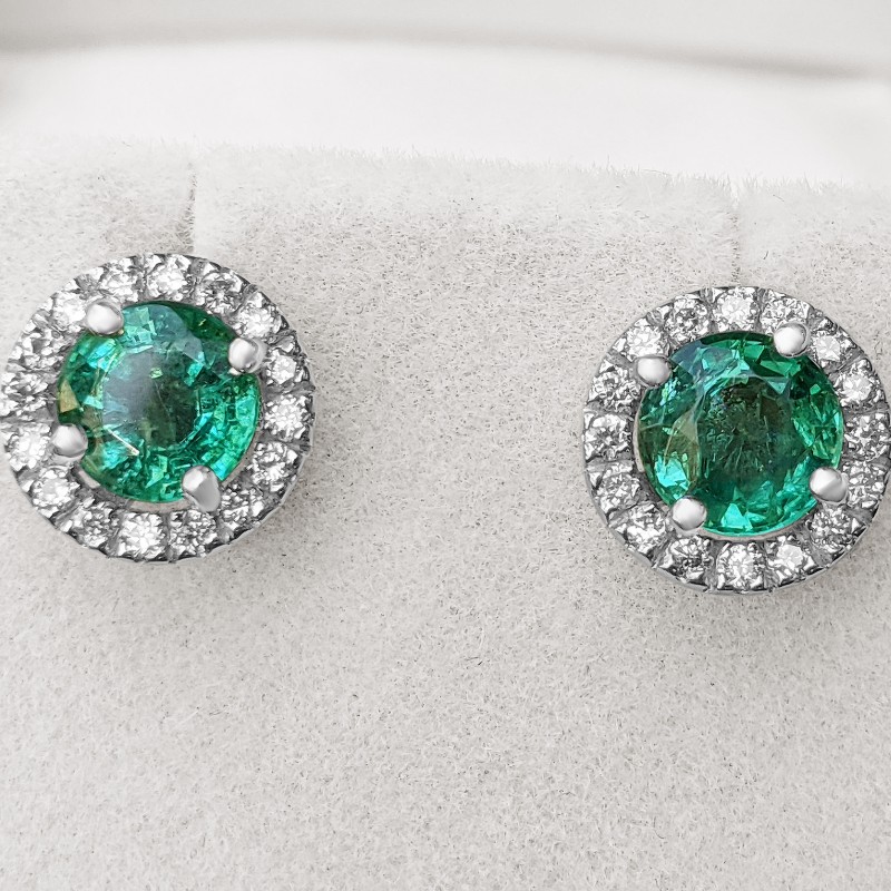1.61 Carat Emerald and 0.30 Ct Diamonds 14K White Gold Earrings