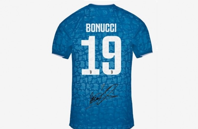 Bonucci Juventus Signed Third Shirt, 2019/20 