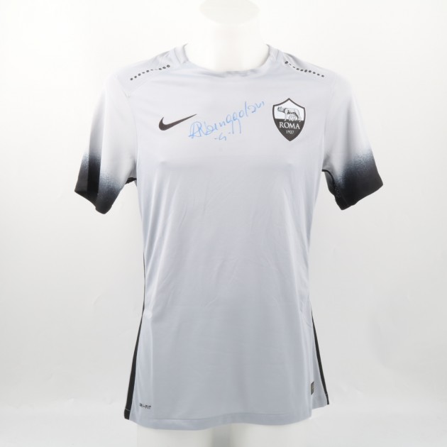 Nainggolan Roma Issued shirt, Season 2015/16 - Signed