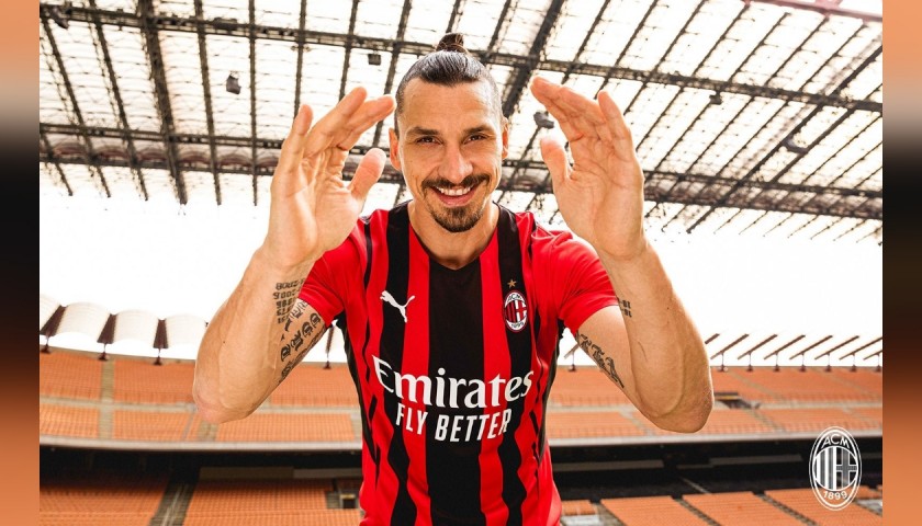 Ibrahimovic's Match-Issued and Signed Shirt, Milan-Cagliari 2021