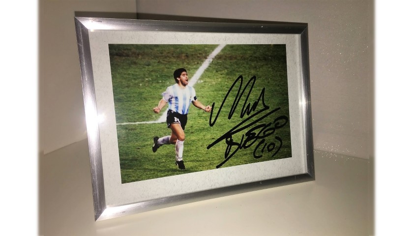Fotografia autografata da Diego Maradona