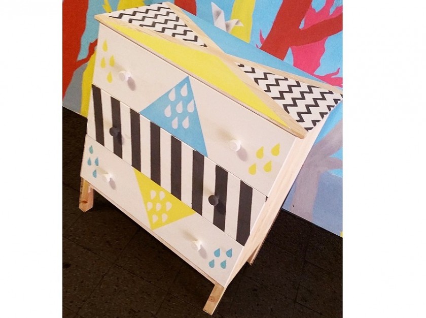 Ikea chest of drawers decorated by the streetartist UNO - 79x39x92 cm