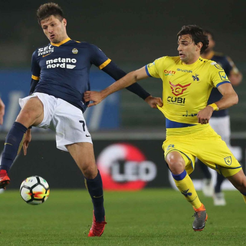 Petković's Match-Worn 2018 Hellas-Chievo Shirt with "Ciao Davide" Patch