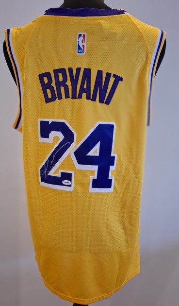 Camicia replica firmata da Kobe Bryant dei Lakers