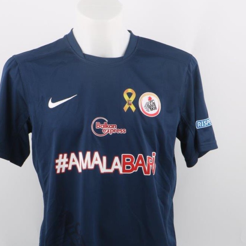 Official Barcelona 2016/17 Shirt Signed by Messi
