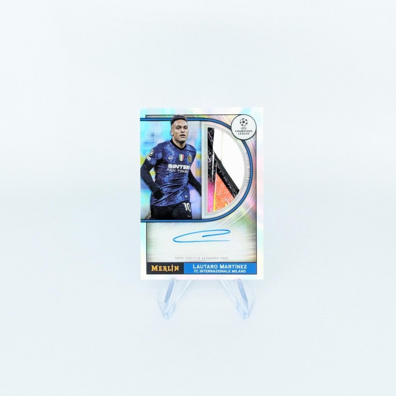 Lautaro Martínez Signed Inter Milan Topps Card with Ball Patch 