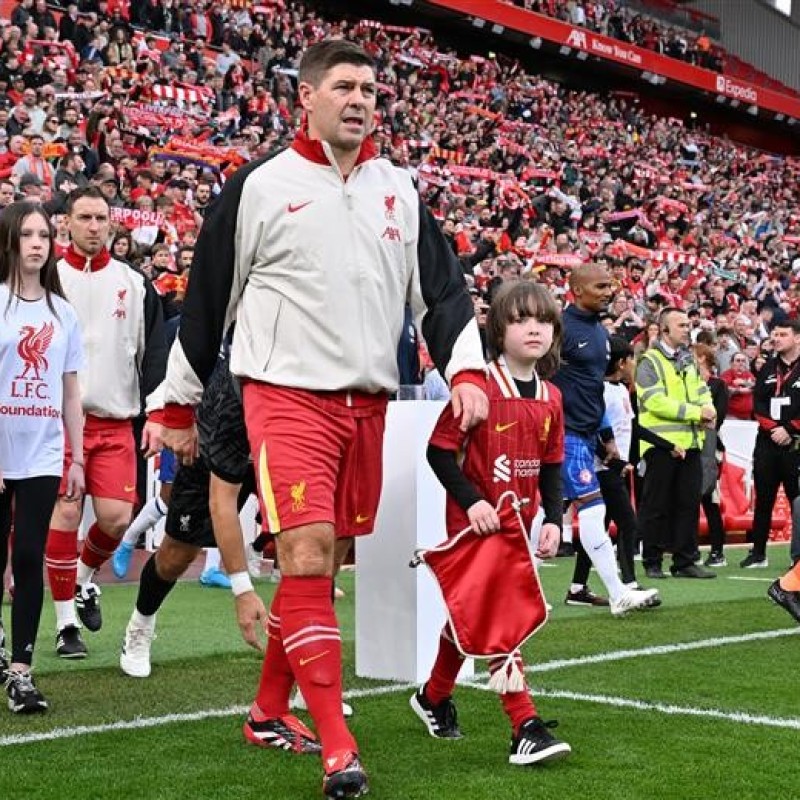 LFC Legends Child Mascot Experience – Chelsea Legends v Liverpool FC Legends, Saturday 11th October 2025