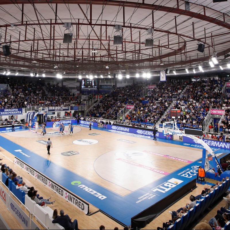 Attend Brescia Basket-Sassari + Walkabout