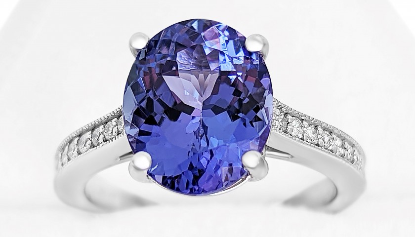 3.96 Carat Violetish Blue Tanzanite and 0.20 Ct Diamonds 14K White Gold Ring