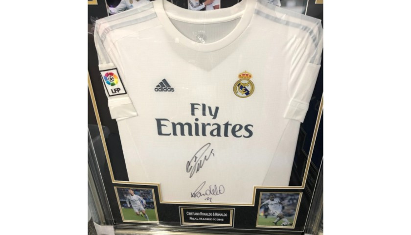 Maglia Real Madrid incorniciata - Autografata da Cristiano Ronaldo e Ronaldo  - CharityStars