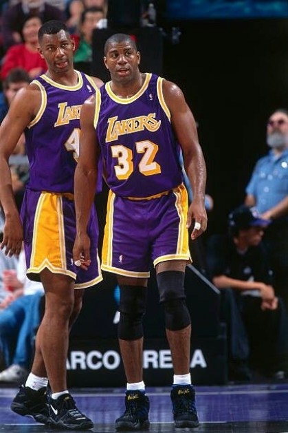 Magic Johnson Signed Mitchell&Ness Los Angeles Lakers Shirt